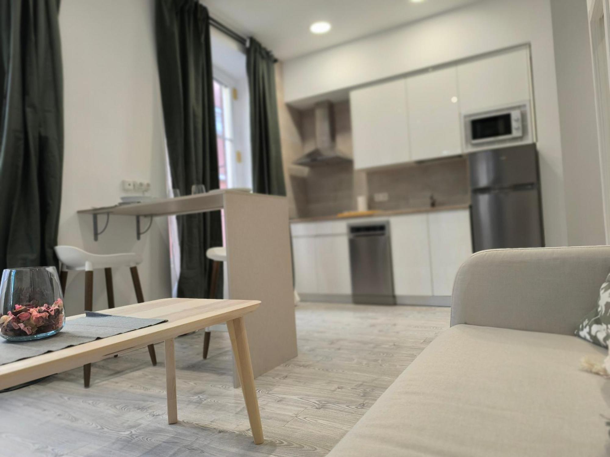 Insidehome Ciudad Del Cine Valladolid Luaran gambar