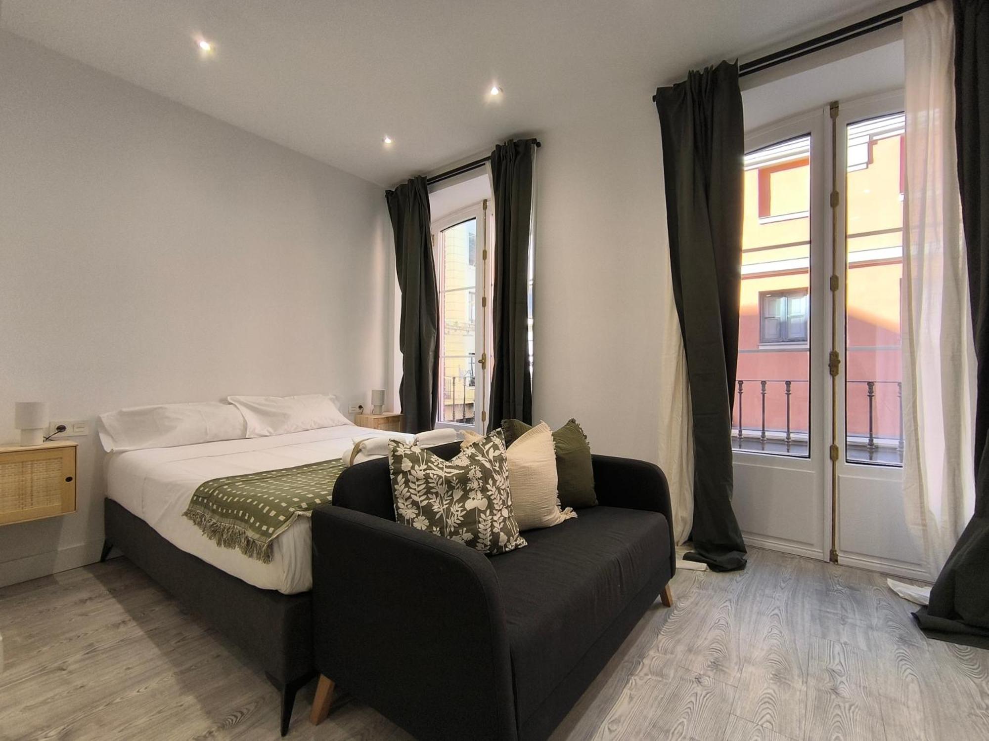 Insidehome Ciudad Del Cine Valladolid Luaran gambar