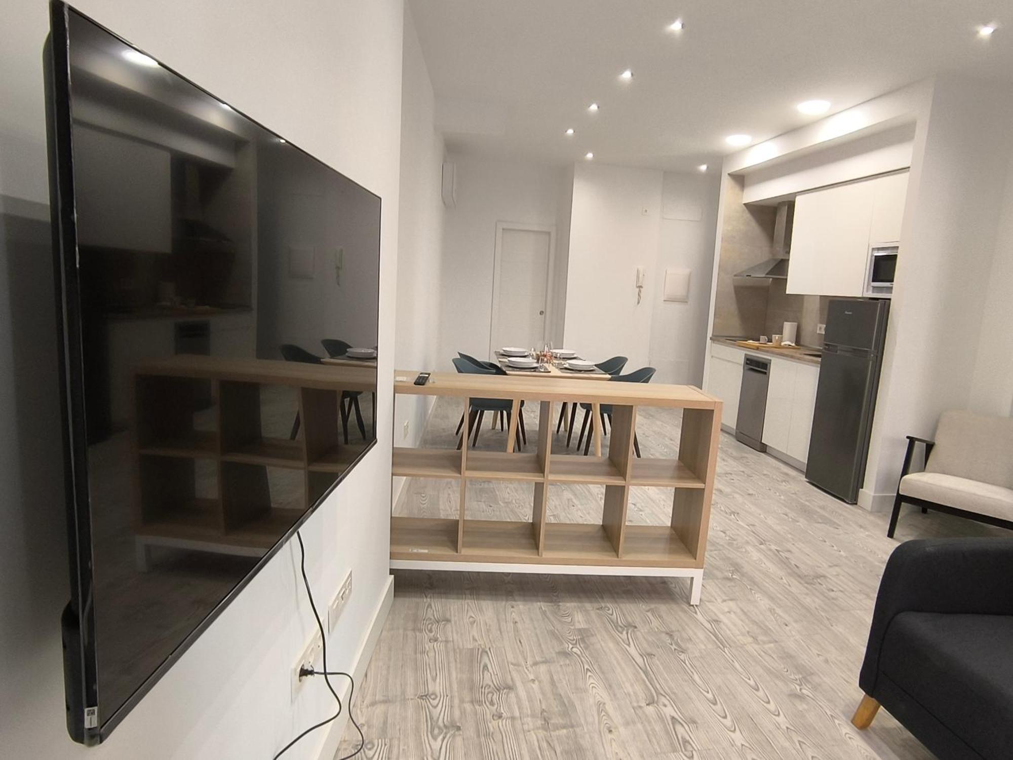 Insidehome Ciudad Del Cine Valladolid Luaran gambar